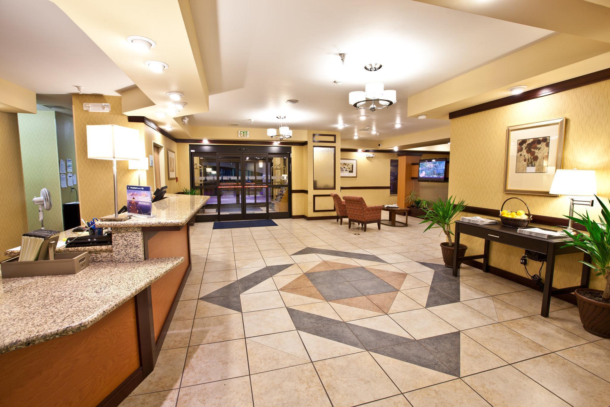 Holiday Inn Express Plymouth By Ihg Exterior foto